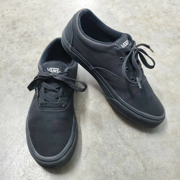 Vans Other - Vans Doheny Skate Shoe Black m Size 6 Triple Black
